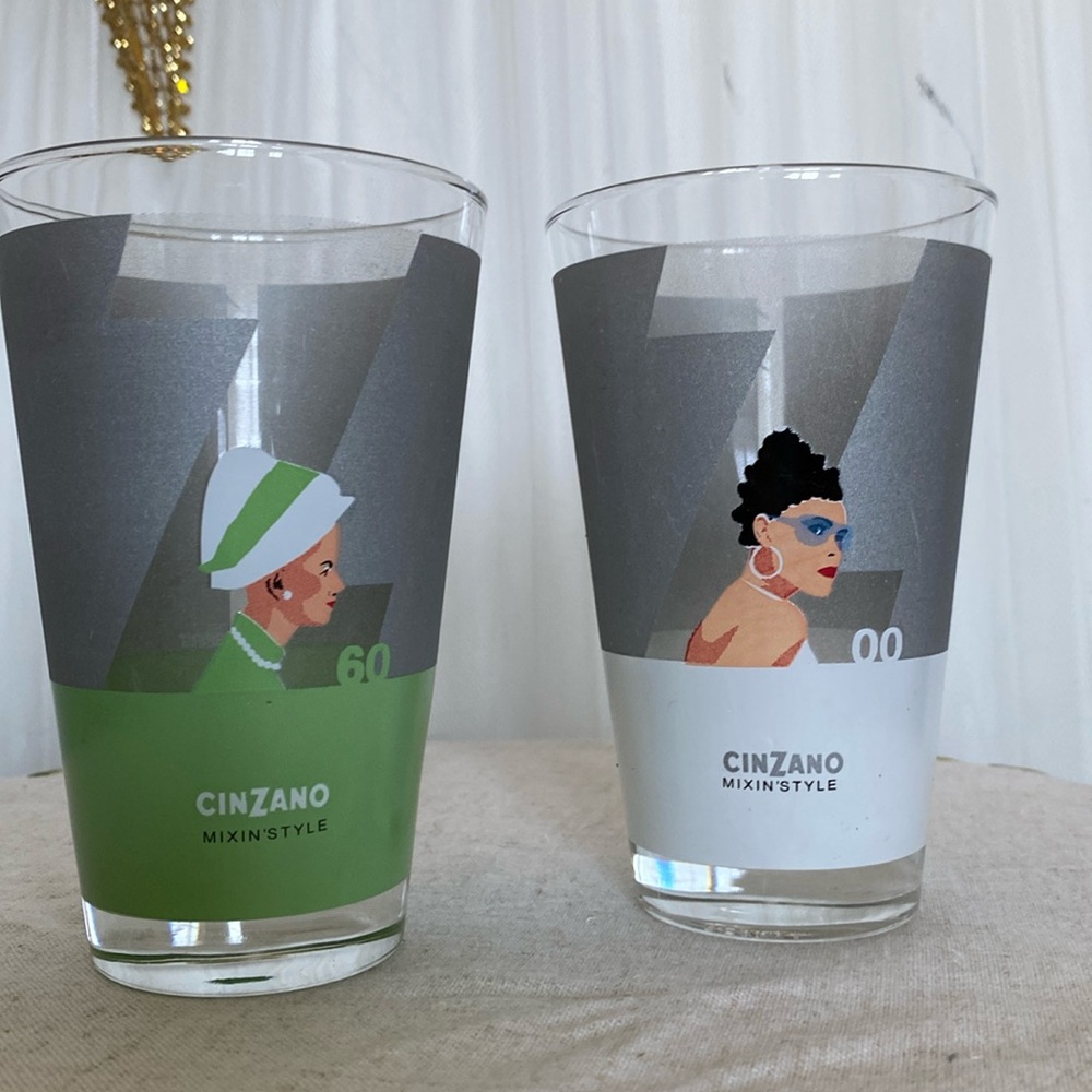 Vintage 60’s-00’s 2 Cerve Cinzano  glasses Bar,  Party, festive 5” tall